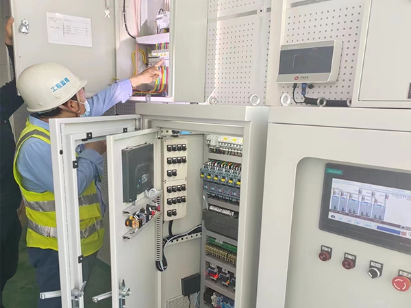 衰變池控製係統