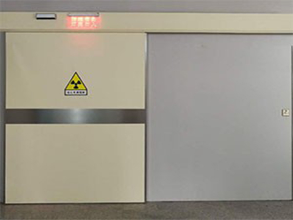 鉛門.jpg 鉛門.jpg